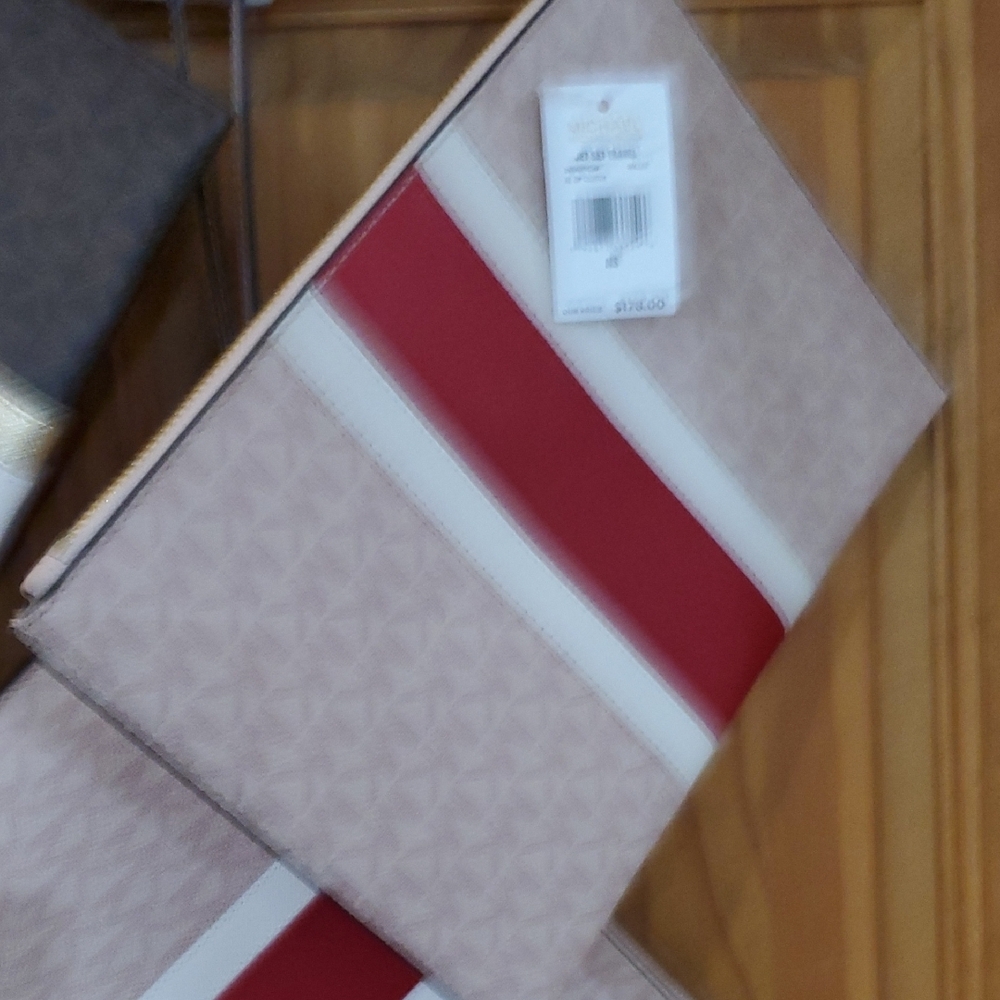 NWT Michael Kots JetSet Clutch - 3 Colors Available - Picture 8 of 10